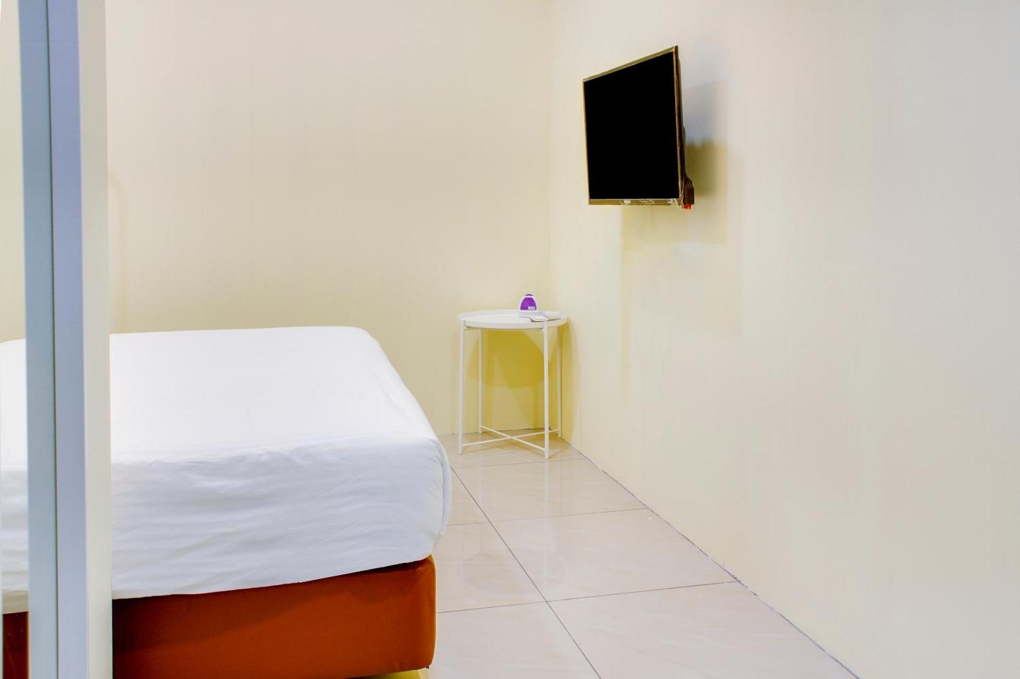 Oyo 90090 Roselyn Inn 2 Pasir Gudang Zewnętrze zdjęcie