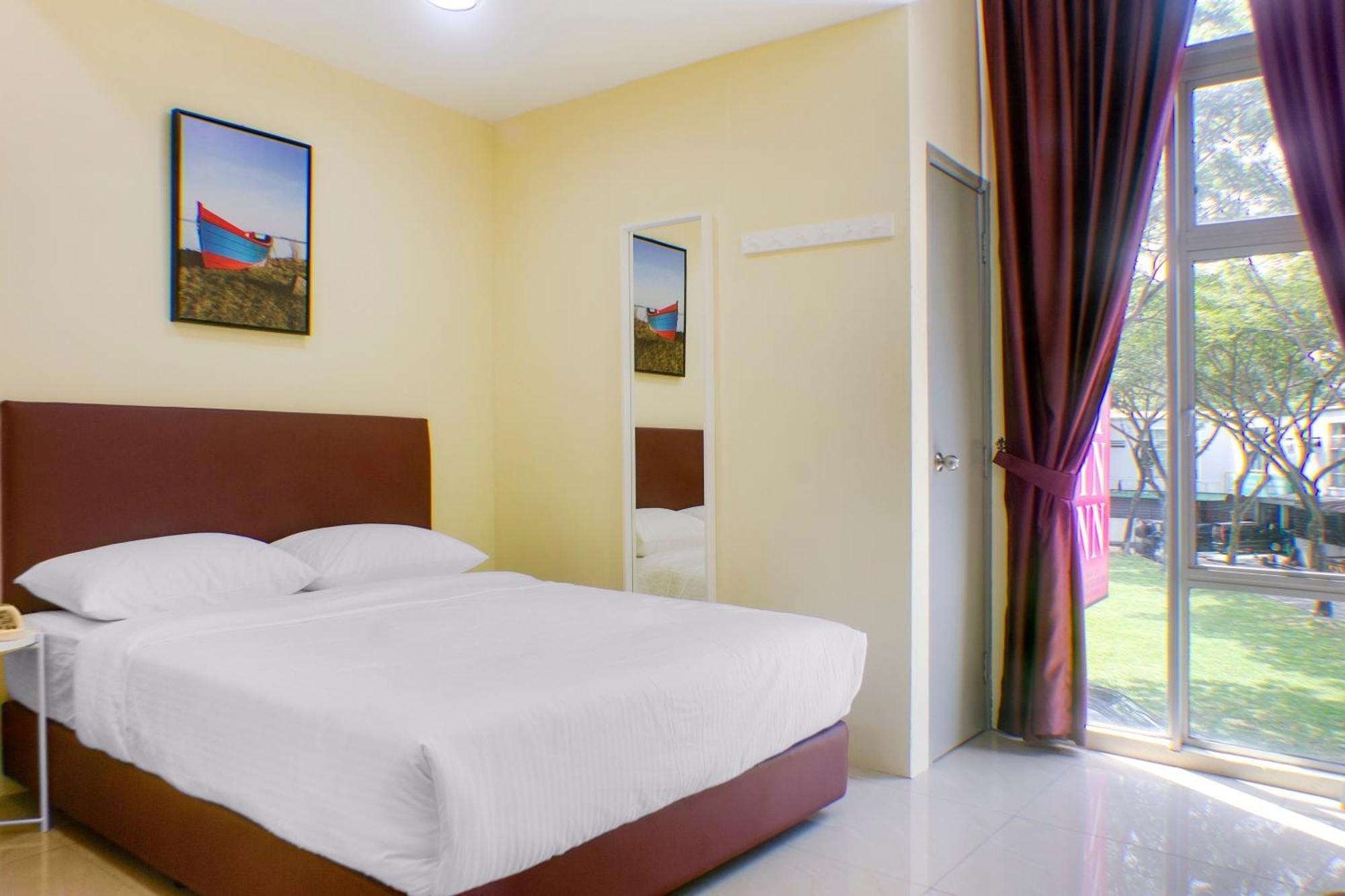 Oyo 90090 Roselyn Inn 2 Pasir Gudang Zewnętrze zdjęcie